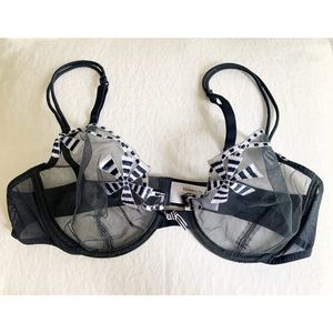 UNIVERSITY Andres Sarda unlined bra